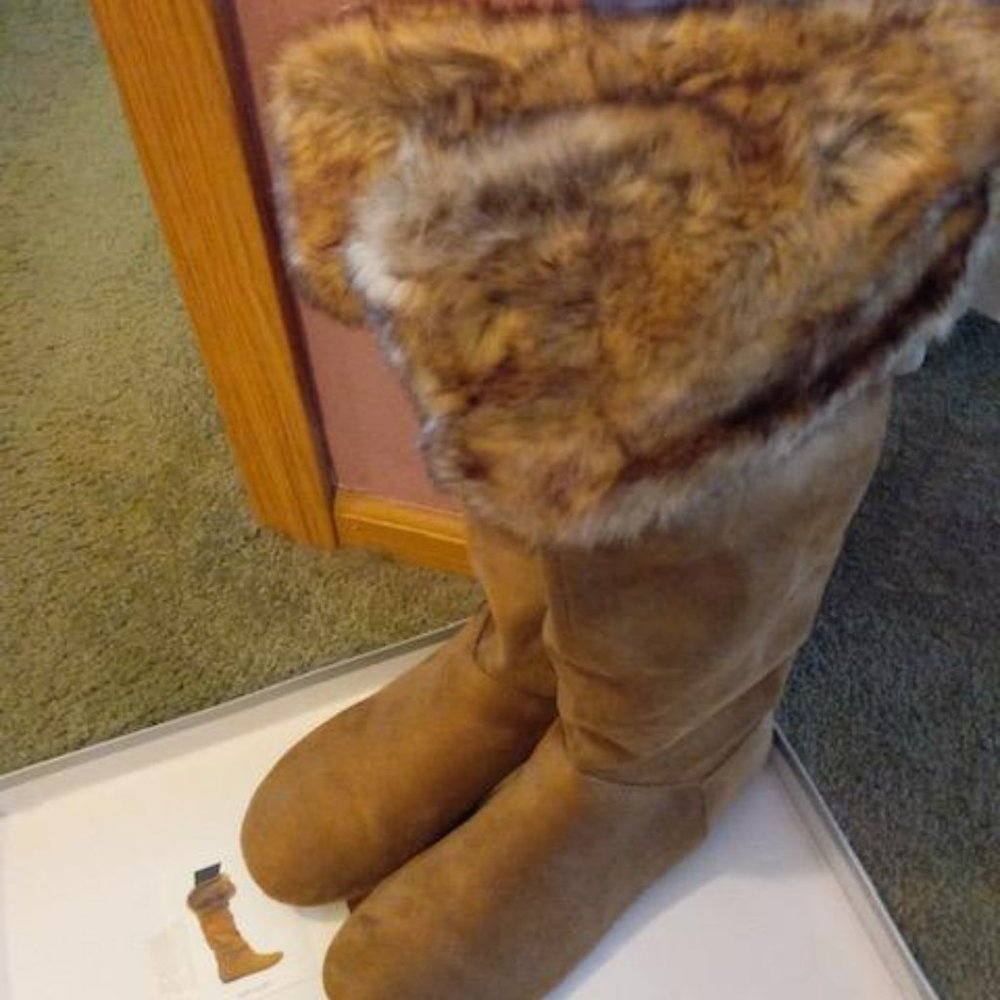 Ladies' Suede Boots - Taupe - Size 6